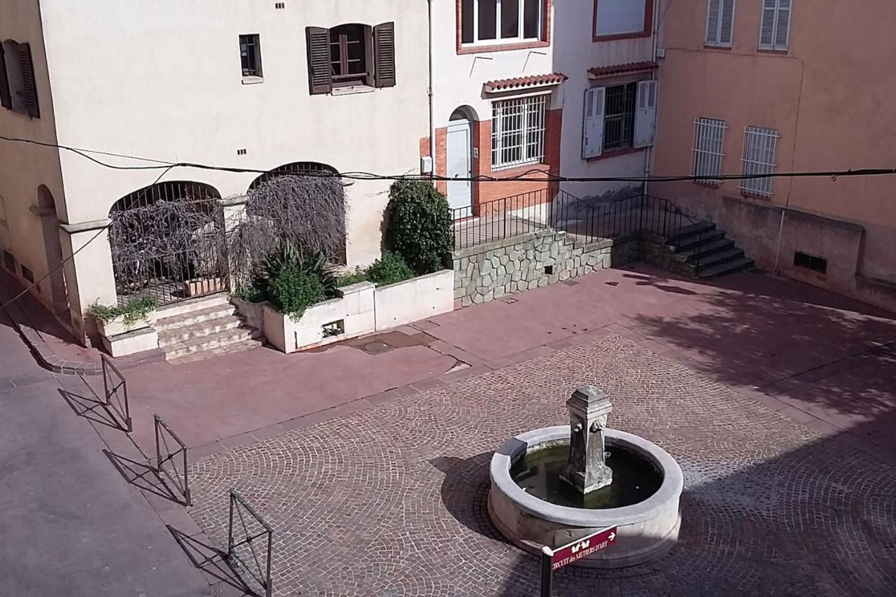 Magnifique Studio au cœur historique de Fréjus Exterior foto